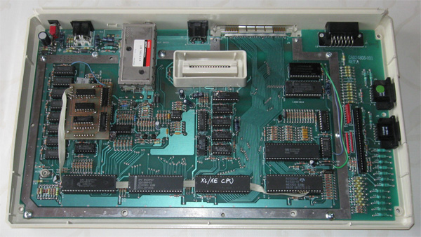 800XL_128k_innen.jpg