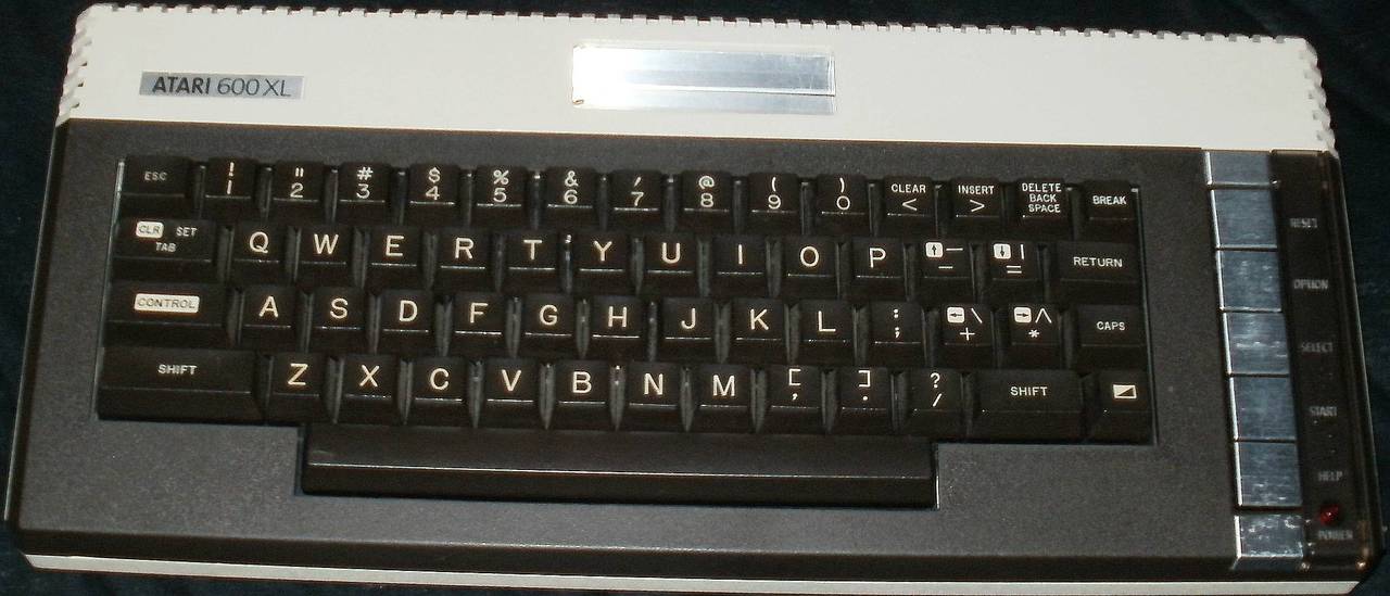 ATARI600XL.JPG