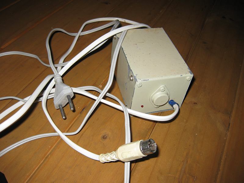 xl_netzteil.jpg