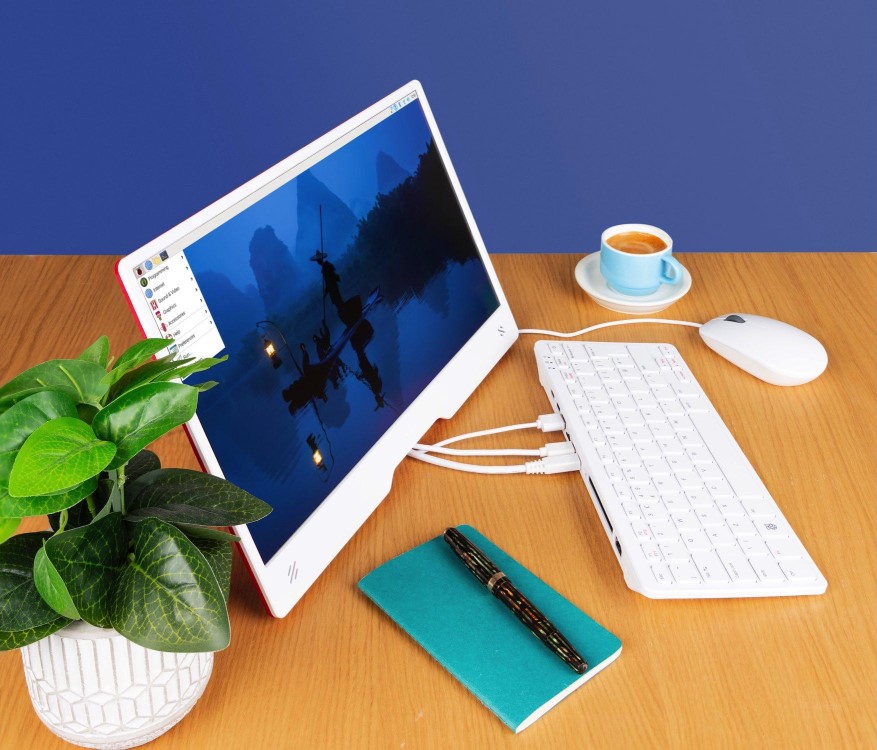 RaspberryPi500DEKitDE-Layout-312530_1920x1920 (877 x 750).jpg