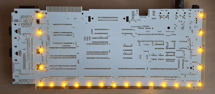 LED-Edition-Bottom_900.jpg