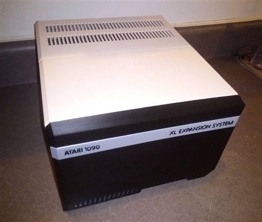 ATARI 1090 01 (512 x 435).jpg