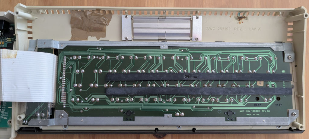 600xl_6_tastatur_unterseite.jpg