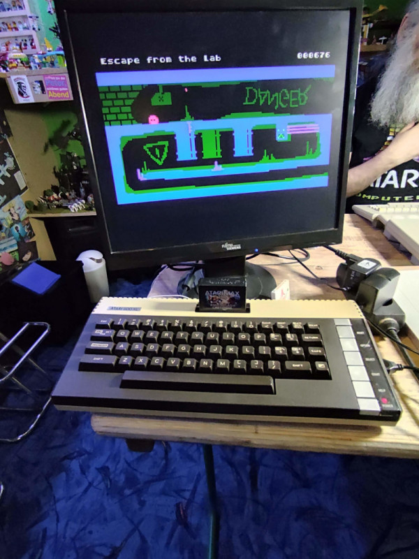 flob600xl.jpg (255.72 KiB) 46894 mal betrachtet FLOB, der Renner des Abends