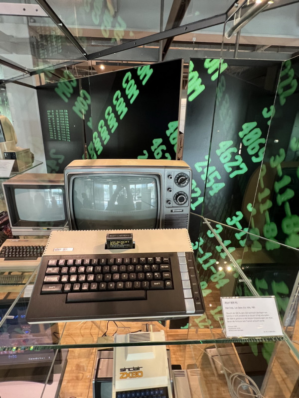 Atari 800X_kleinL.jpg