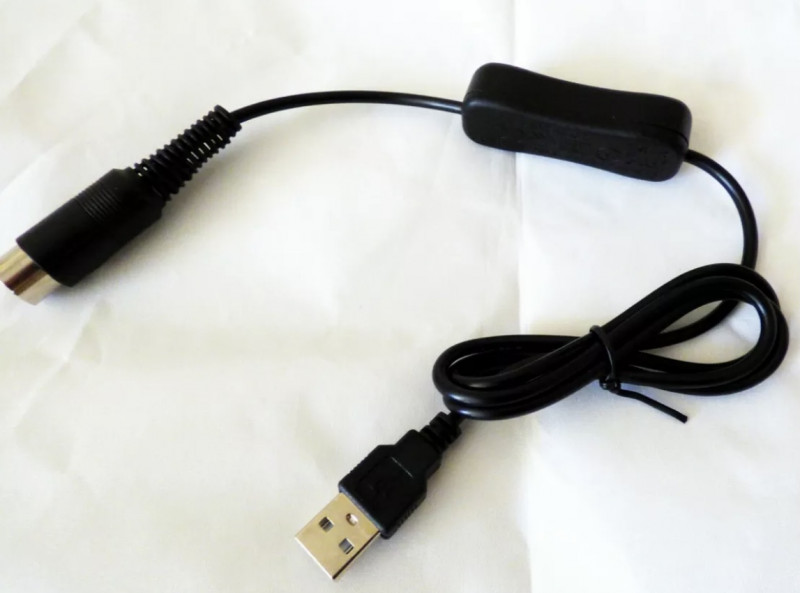 2616D78D-A497-49C4-B965-A3F0B2D6711B.jpeg (128.18 KiB) 1561 mal betrachtet USB-Kabel