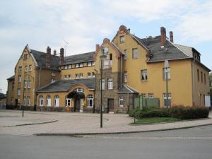 Ankunft am Bahnhof Lengenfeld am Donnerstag ca. 17:45